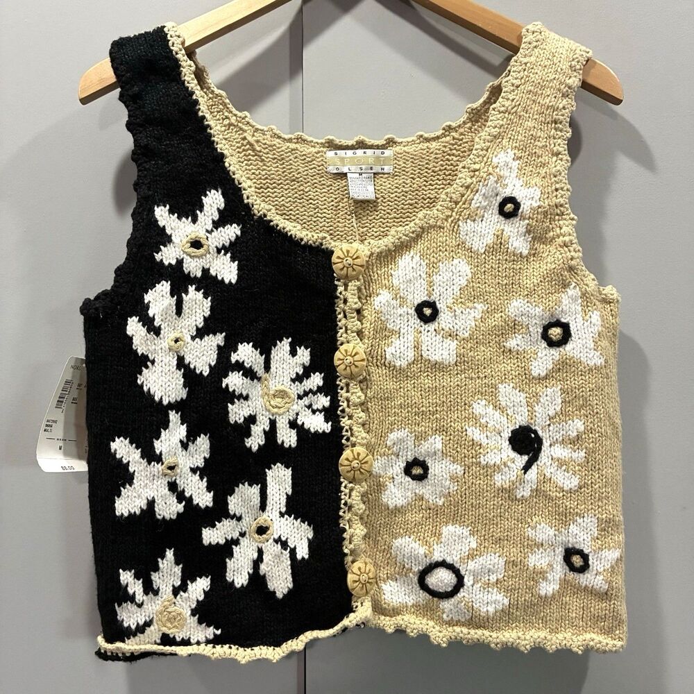 NWT Vintage Boho Cropped Daisy Sweater Vest Split Color Cottagecore Festival M